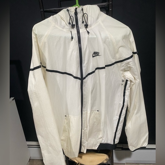 Nike windbreaker - Picture 1 of 6